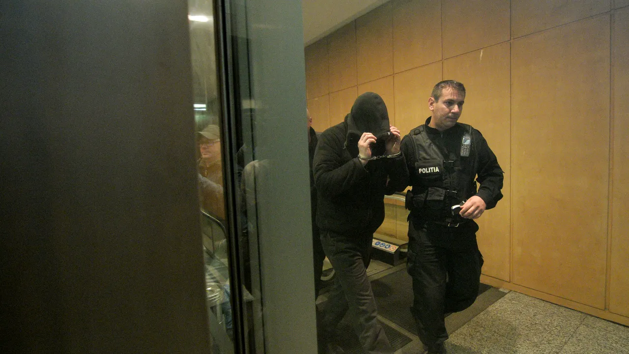 Circa 100 de persoane au participat la un miting de solidaritate cu Beke IstvÃ¡n