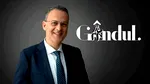 Jurnalistul Răzvan Dumitrescu, revoltat după decizia Oanei Țoiu de a limita puterile României în UE: „O pârghie aveam și la aia renunțăm…”