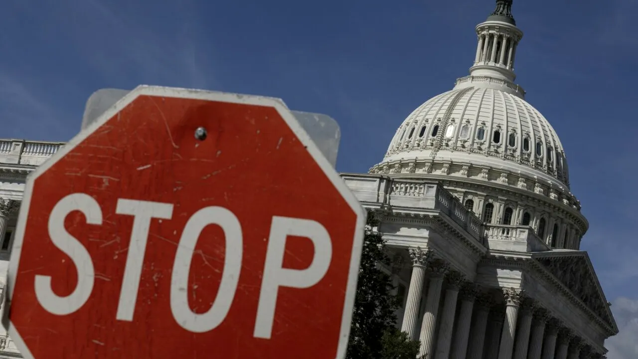 Statele Unite, în a treia zi de BLOCAJ instituțional. La ce se așteaptă autoritățile americane