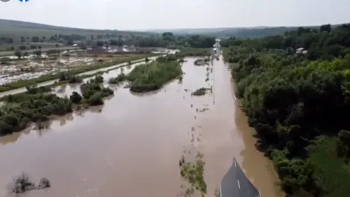 Imaginile dezastrului, filmate cu drona la Galați. Ce a lăsat furtuna de miercuri în urma ei. VIDEO