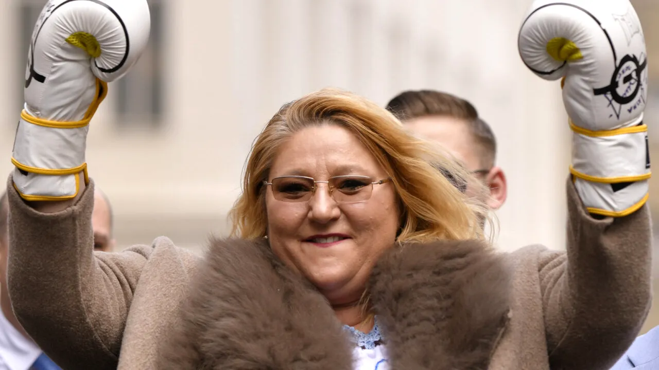 Răspunsul Dianei Șoșoacă după ce a fost acuzată de 11 infracțiuni: „Asta face din mine un EROU. Voi declanșa rezistența națională și internațională”