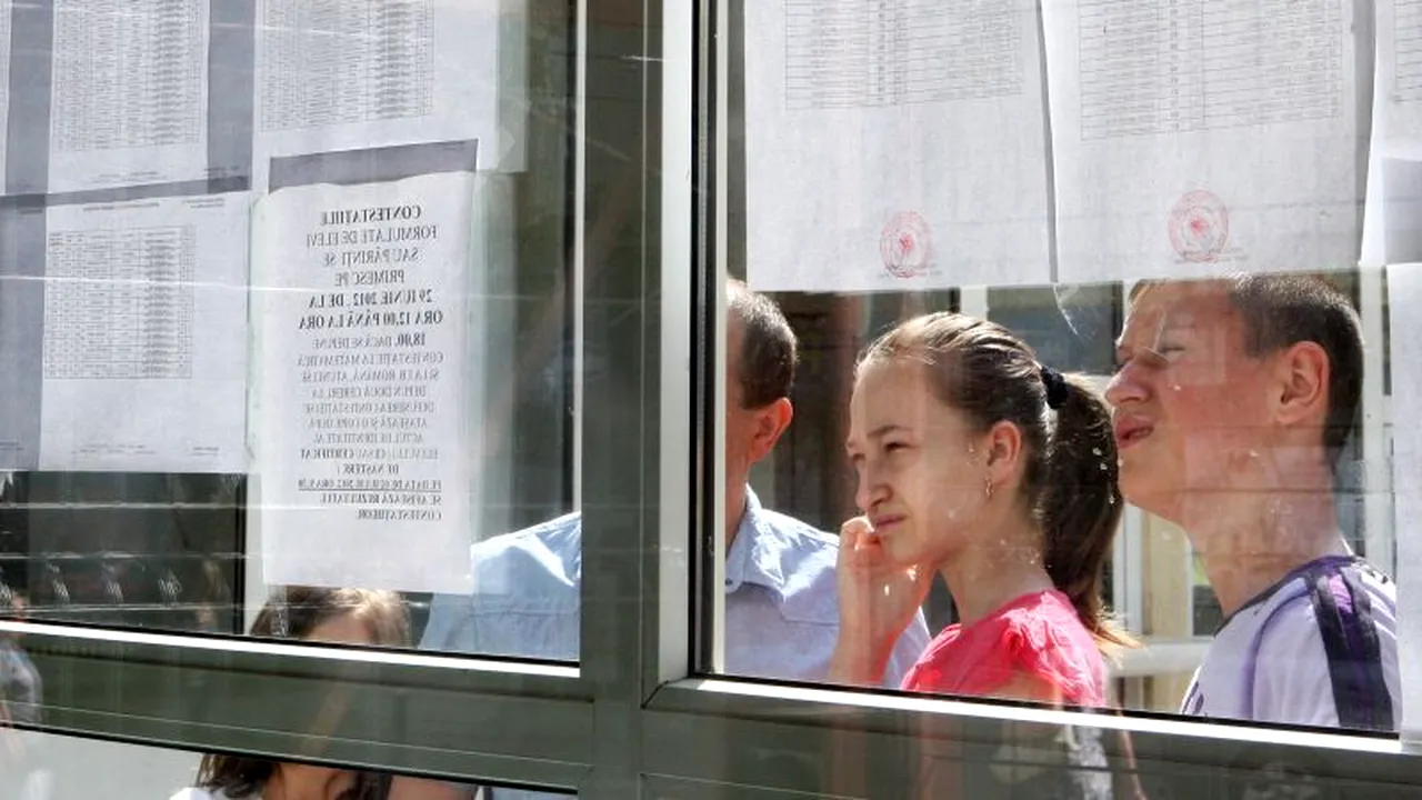 REZULTATE EVALUARE NAȚIONALĂ 2013 CARAȘ - SEVERIN. Peste 90 de elevi au depus contestație