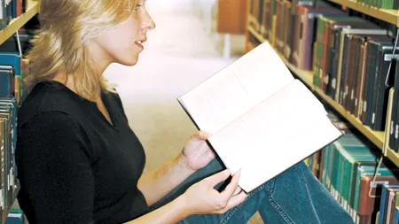 SUNTEM CEEA CE CITIM. Oamenii încearcă să semene cu personajele fictive din romanele lor preferate