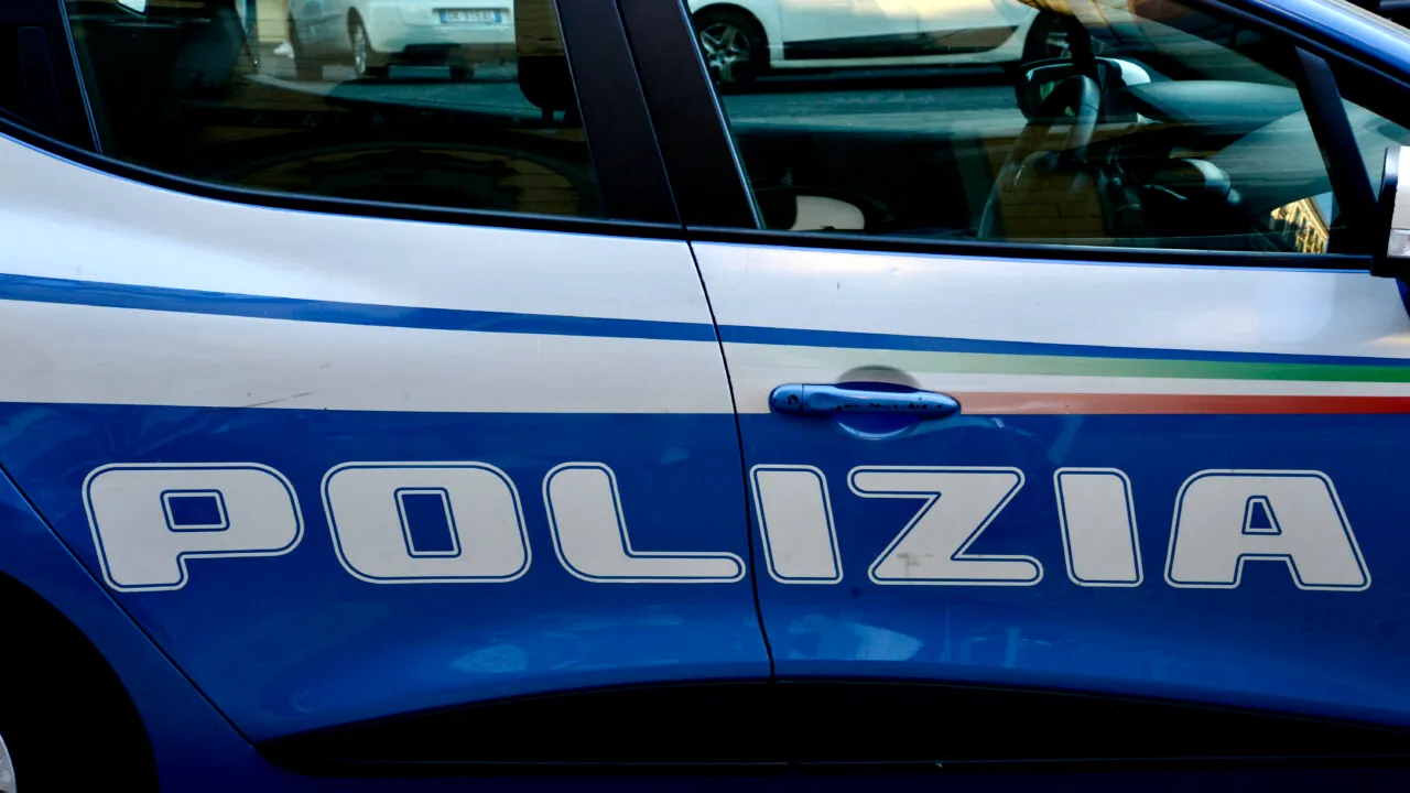 ITALIA: O femeie a fost condamnată după ce a mințit că a născut de cinci ori. Primise 110.000 de euro de la stat