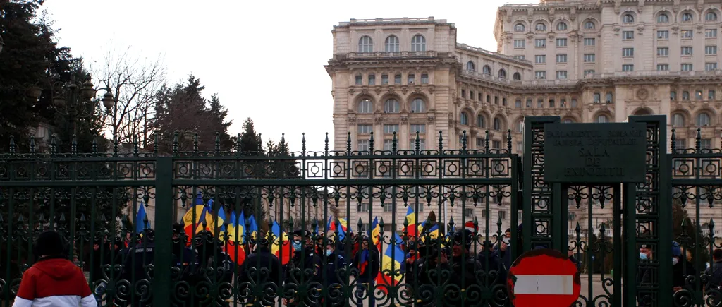 Ministrul de Interne, Lucian Bode, susține că protestatarii AUR nu au vandalizat nicio mașină a corpului diplomatic, dar e contrazis de Ambasada SUA la București