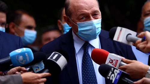 Traian Băsescu și-a depus candidatura pentru Primăria Capitalei: „Sper că sunt îndeplinite toate condițiile”