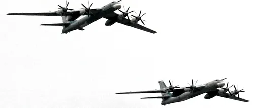 Două bombardiere ruse, escortate de avioane de vânătoare japoneze și sud-coreene