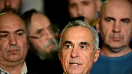 Călin Georgescu, invitat la emisiunea lui Alex Jones: Uniunea Europeană și Ursula von der Leyen au fost implicate în ANULAREA alegerilor din România