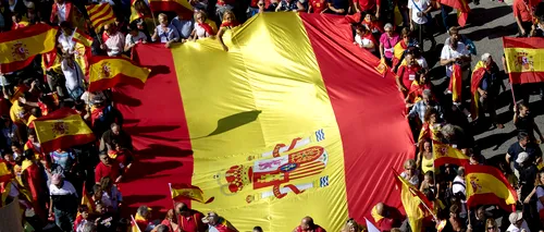 Pentru prima dată în istoria post-Franco, Guvernul spaniol anunță că a ajuns la un acord cu opoziția și declanșează articolul 155. Alegeri în Catalonia în ianuarie
