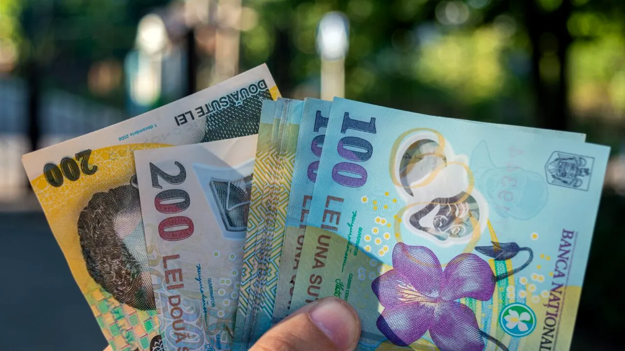 Data exactă când intră cei 500 de lei pe cardurile educaționale ale elevilor. Ce a anunțat Ministrul Investițiilor și Proiectelor Europene