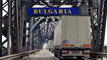 RESTRICȚII de circulație la Podul Giurgiu-Ruse. Atenționare pentru românii care călătoresc în Bulgaria / Viniete mai scumpe de la 1 mai
