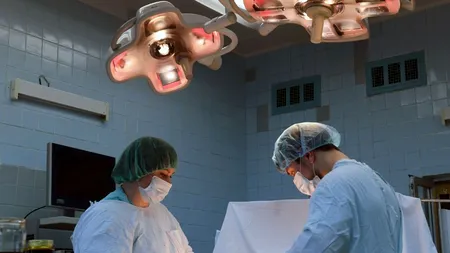 Nu suntem vedete, nici eu, nici soția. În România actuală ne creșteau FLORI PE BURTĂ. Povestea unui român care a experimentat sistemul medical din ITALIA