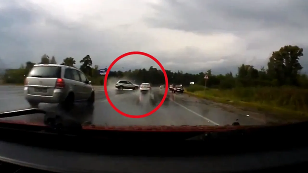  VIDEO: nici măcar SUV-urile nu fac față acvaplanării 