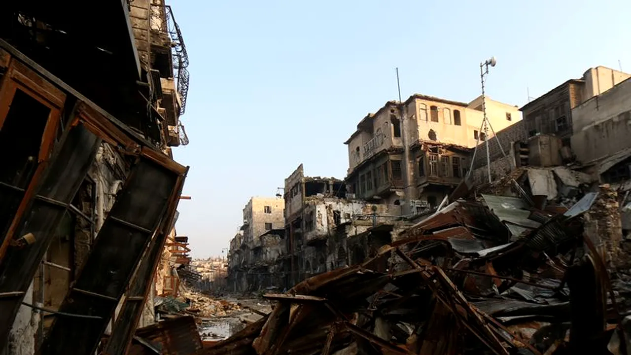 Grupul terorist Stat Islamic a început retragerea din zona orașului sirian Alep