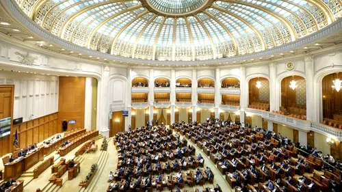 Legea pentru combaterea SPĂLĂRII BANILOR discutată luni în plenul Camerei Deputaților