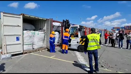 Stare de alertă în Portul Constanța din cauza transporturilor ilegale de deșeuri. Garda de Mediu anunță controale / Patru TIR-uri cu deșeuri, descoperite la Vama Veche | VIDEO