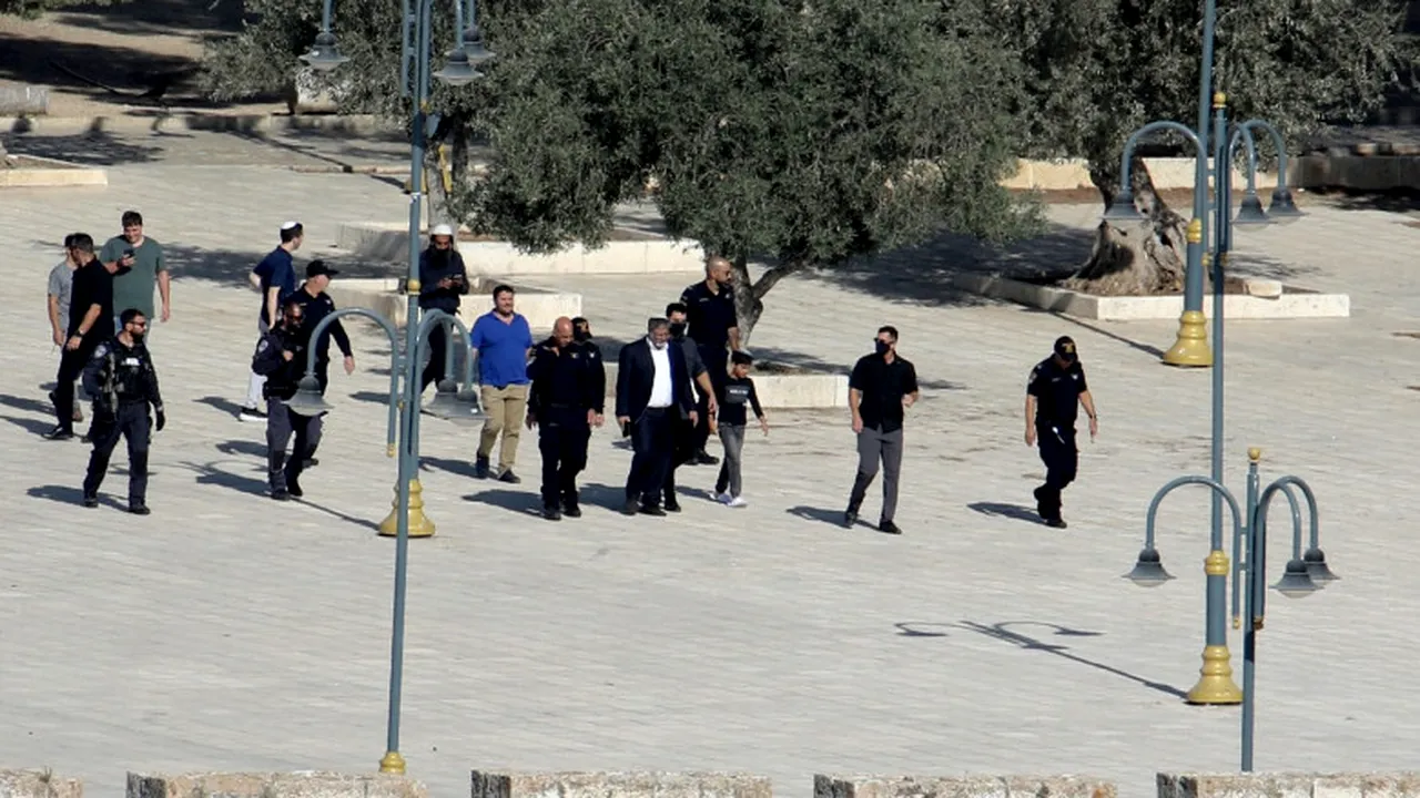 Ministrul israelian de extremă dreaptă Itamar Ben-Gvir a încălcat o înțelegere veche de zeci de ani și s-a rugat în complexul moscheei Al-Aqsa