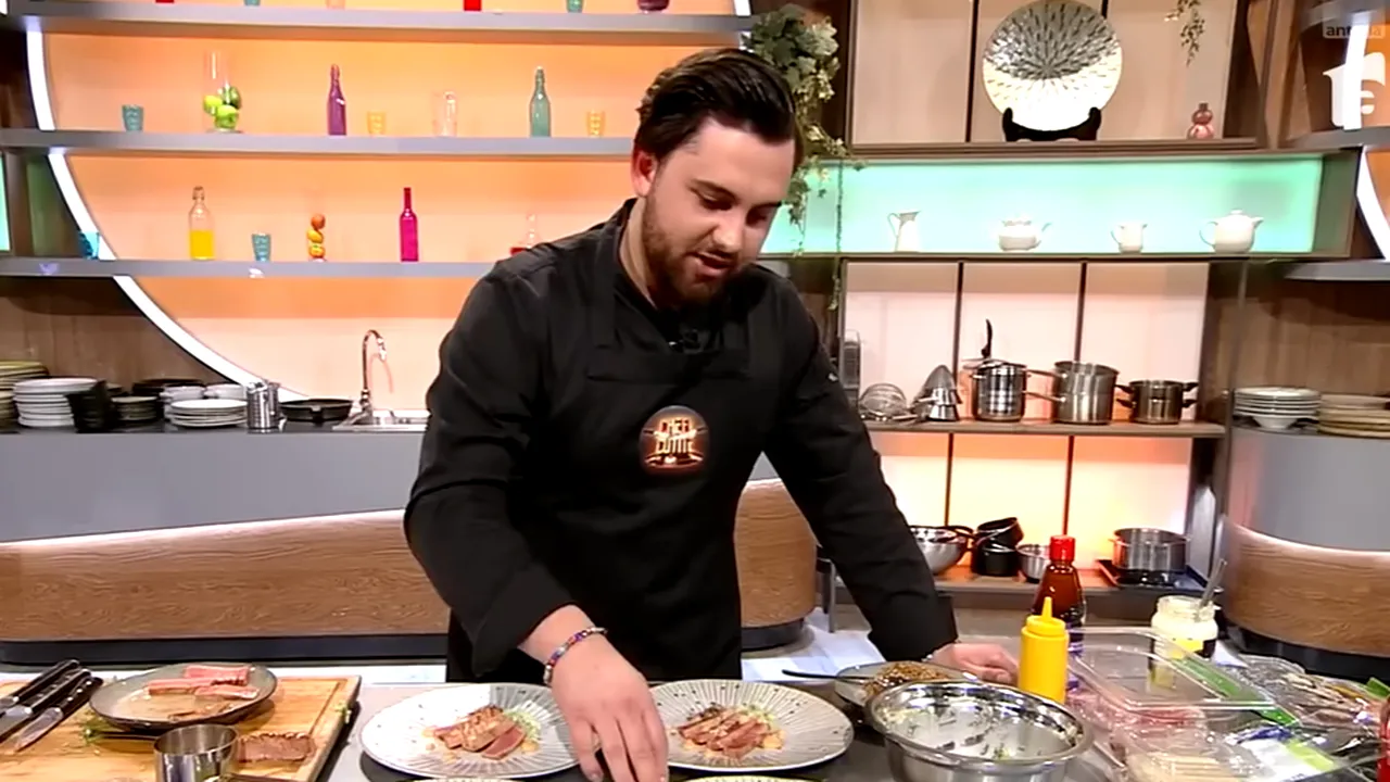 Cine este concurentul de la „Chefi la cuțite” care a primit cuțitul de AUR de la Florin Dumitrescu. „Am gătit pentru Selena Gomez și Lewis Hamilton”