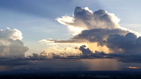 Prognoza ANM pentru următoarele două săptămâni. Temperaturile scăzute, ploi și vijelii în toată țara