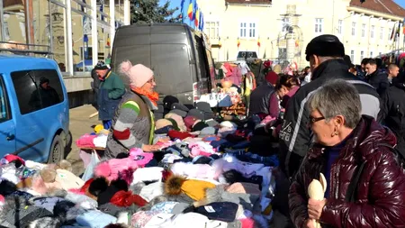 De astrahan, focă, iepure, nurcă, sau vulpe. Cu o tradiție de 200 de ani, TÂRGUL CĂCIULILOR de la Blaj, UNICUL din țară 
