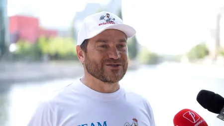 Avram Iancu înoată 24 de ore pentru ca 100 de copii cu autism să poată beneficia gratuit de programele de recuperare (Galerie FOTO&VIDEO)