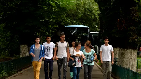 Ce spune premierul Ponta despre acțiunea polițiștilor la Liceul 