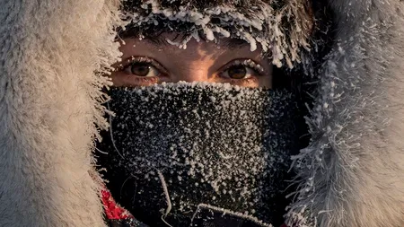 EXPEDIȚIE. Izolare inedită în pandemie pentru o româncă. Adela a trăit 5 luni printre ghețuri, înfruntând iarna polară