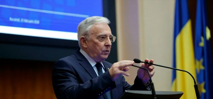 Mugur Isărescu prezintă Raportul trimestrial asupra inflației