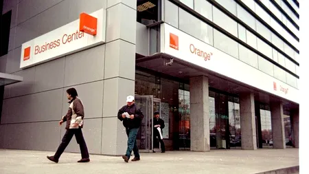 Veniturile Orange au scăzut ușor anul trecut. Câți clienți a avut operatorul de telefonie mobilă în România