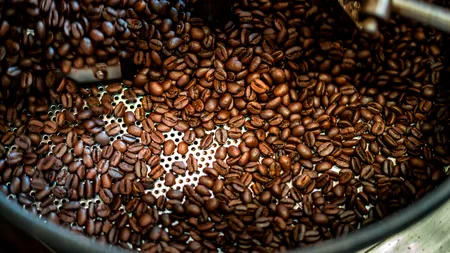 Producția de cafea a fost afectată de climă. Cât a ajuns să coste un kilogram, în piețele internaționale