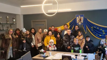 Mărturii dramatice: Patru mame au fugit din Ucraina și s-au adăpostit într-o casă fără căldură și curent