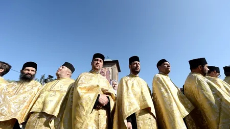 Mii de pelerini, în prima zi a hramului Catedralei patriarhale