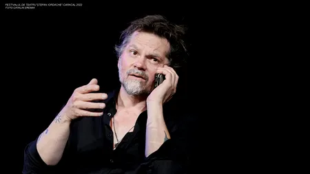 GALERIE FOTO | Spectacol total cu Florin Piersic Jr., pe scena Teatrului de la Caracal. Opt personaje, un singur actor, în „Freak Show 2”