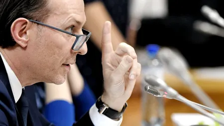 Florin Cîțu: Rapelul la AstraZeneca e peste două luni de zile, deci încă 800.000 de persoane vor putea fi programate pentru dozele primite în această lună