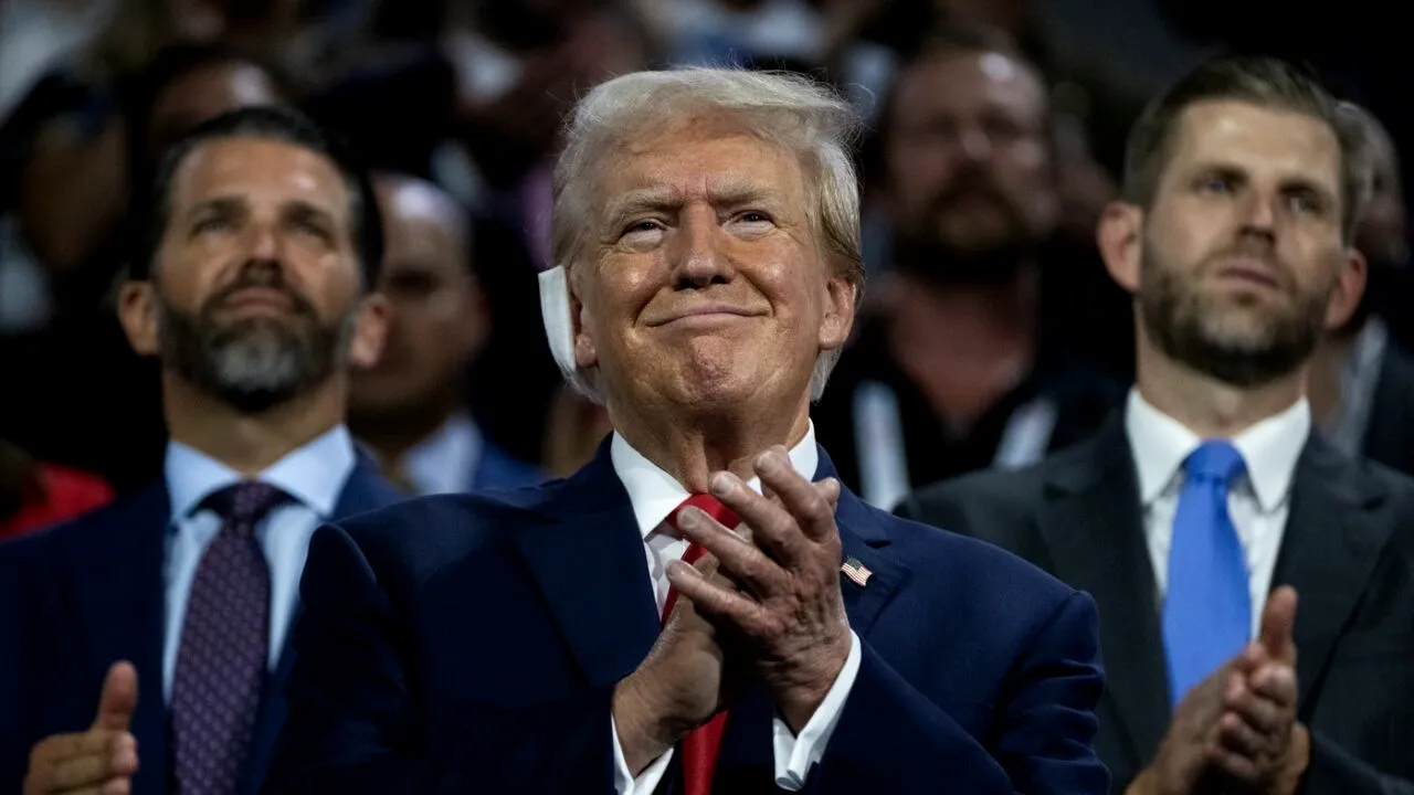 Condiția lui Donald Trump pentru a doua rundă a dezbaterilor prezidențiale cu NOUL candidat al Partidului Democrat