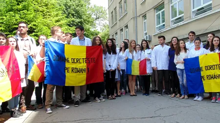 GALERIE FOTO Președintele Klaus Iohannis, în vizită la Cantacuzino. Mesajul pentru angajați: „Institutul trebuie salvat, este exclus să fie desființat