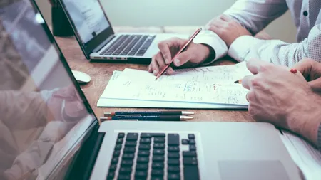 EFECTELE #COVID-19 | Antreprenorii nu văd cu ochi buni măsurile economice și sociale adoptate de Guvernul Orban