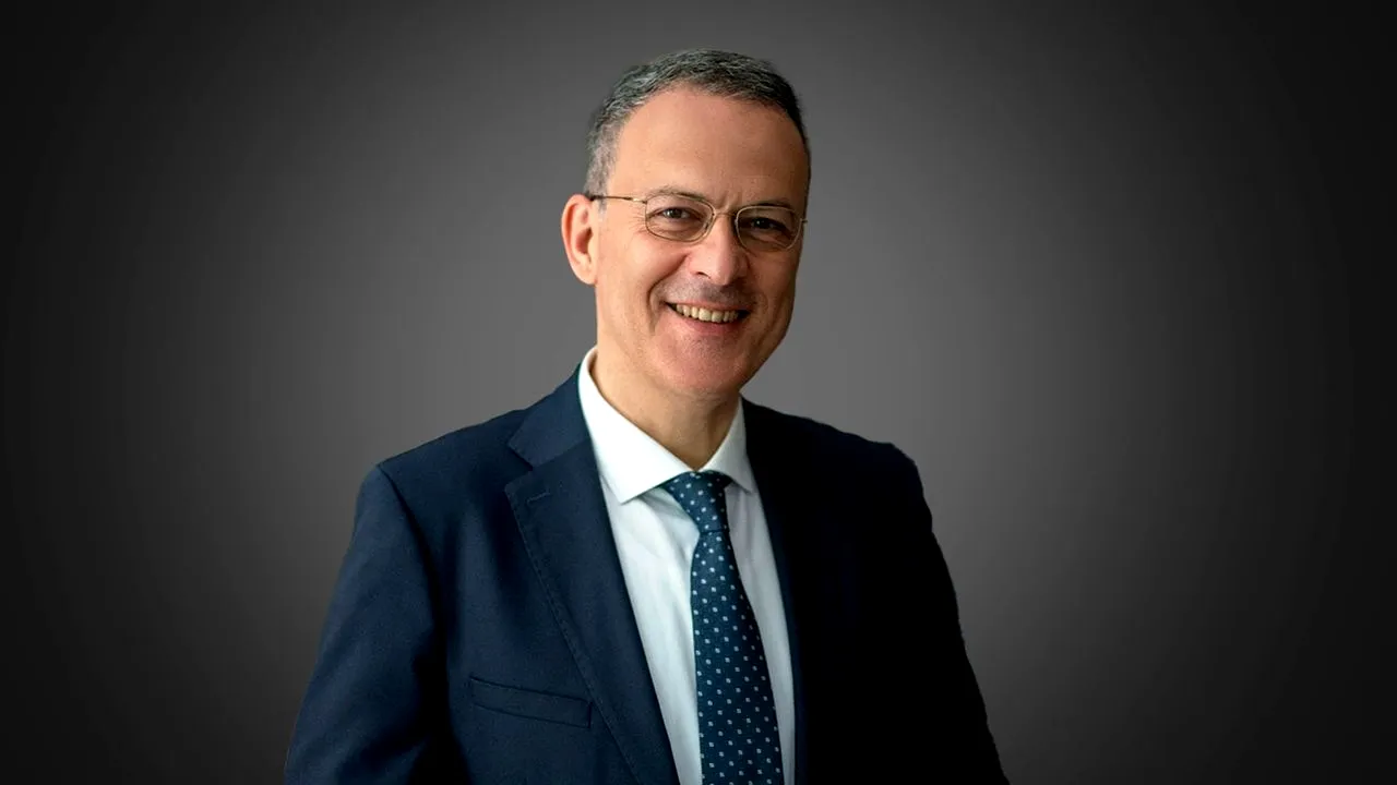 Jurnalistul Răzvan Dumitrescu lansează o serie de critici după ultimele decizii de la Bruxelles: „Am scăpat de o rezoluție, dar nu și de verificări”