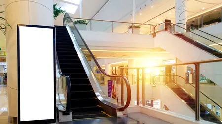 CNSU, nouă hotărâre pentru introducerea certificatului verde la malluri și alte magazine nealimentare. Explicațiile lui Raed Arafat