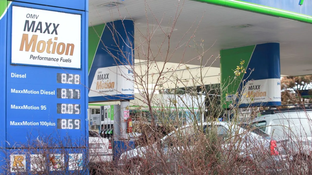 O tânără a fost bătută de un șofer pentru că s-a băgat în față la o coadă formată într-o benzinărie din Iași