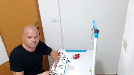 COVID-19. Un român face măşti în Italia pe care le dă gratuit oamenilor: M-am gândit să ajut, cererea a fost enromă FOTO