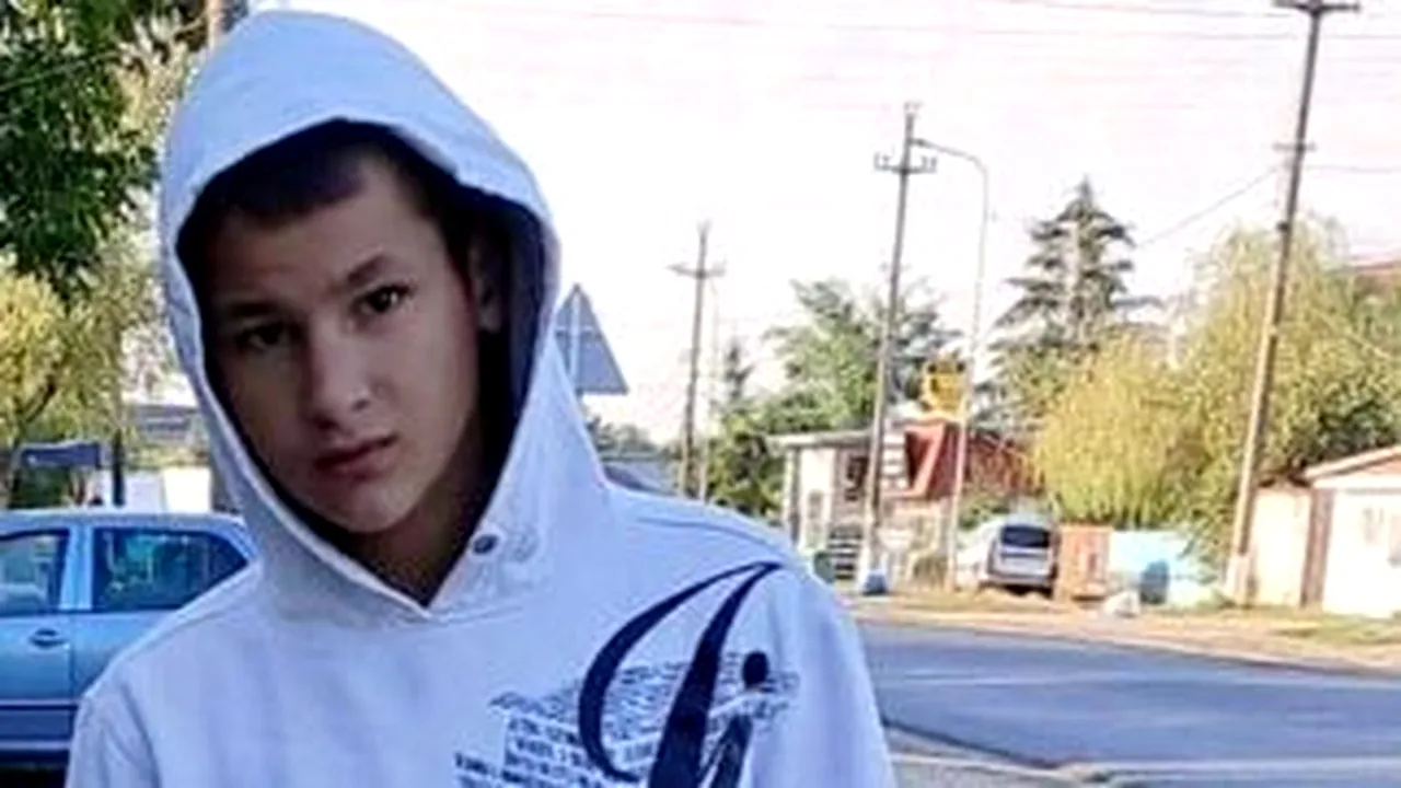 Un băiețel din Dâmbovița a dispărut în drum spre școală. Familia îl caută disperată