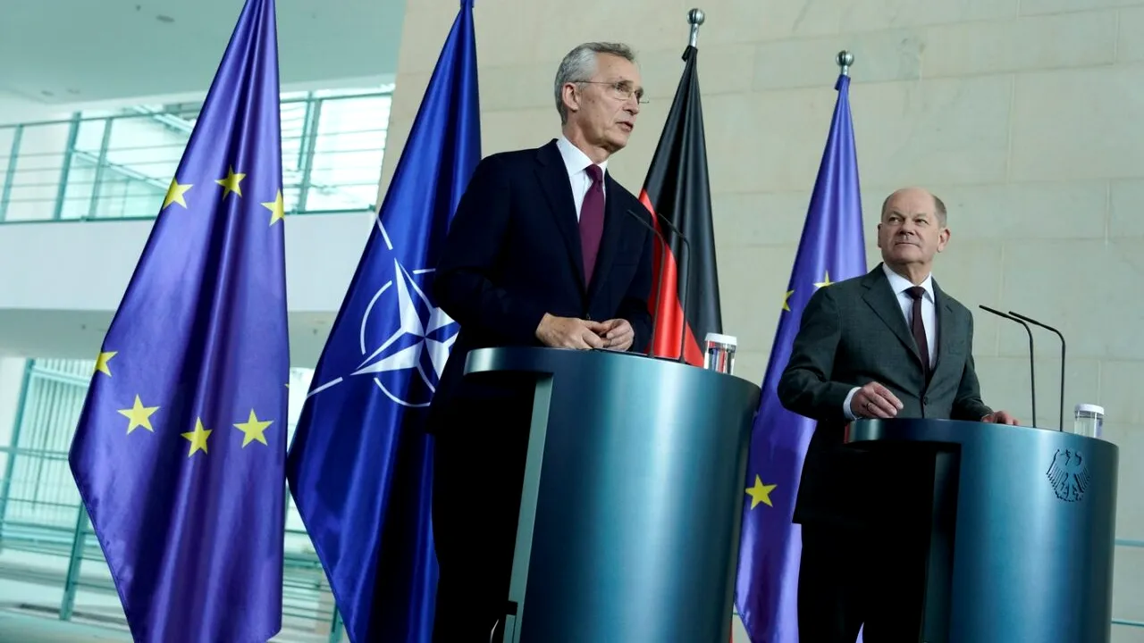 RĂZBOIUL din Ucraina, ziua 800. NATO condemnă „activitățile rău intenționate” ale Rusiei/David Cameron cere bani pentru Ucraina