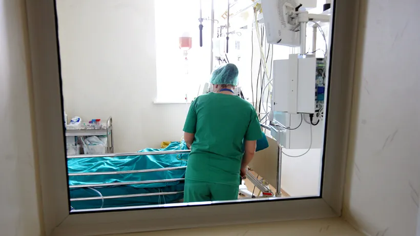 Produse medicale expirate și sală de operații fără apă sterilă într-un spital din Târgu Jiu