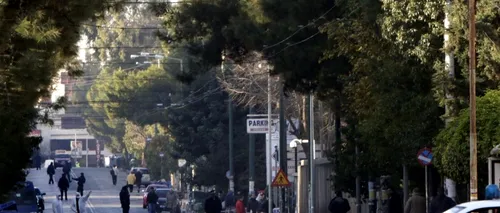 Un punct de plată pentru taxa de autostradă a fost incendiat în Grecia de 500 de șoferi nemulțumiți