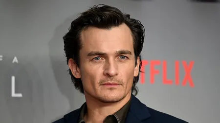 Rupert Friend, starul ”Asteroid City”, se simte pregătit pentru a juca rolul lui James Bond