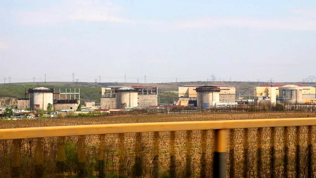 Nuclearelectrica a repornit reactorul oprit vineri