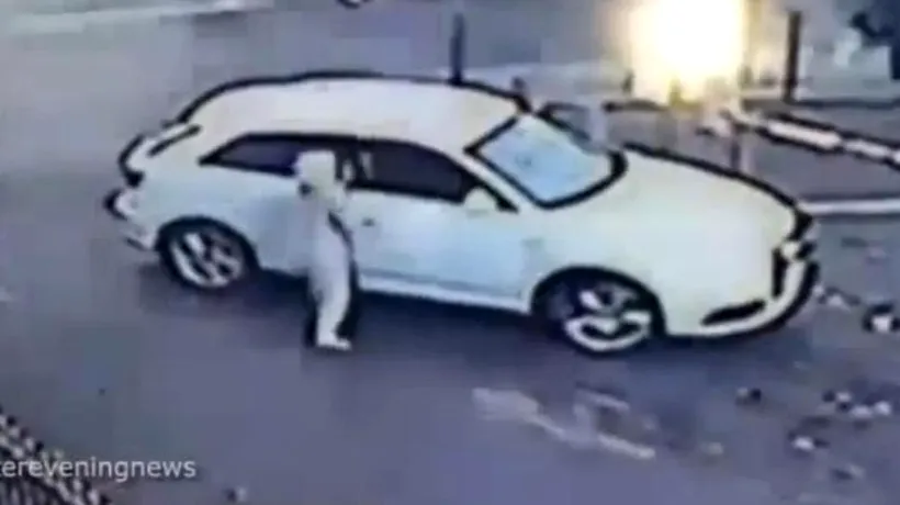 Reacția curajoasă a unei femei când un bărbat a încercat să îi fure mașina