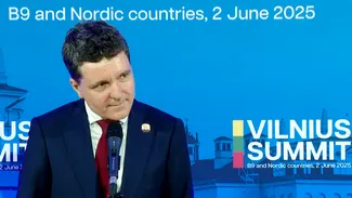 Nicușor Dan a recunoscut că NU l-a felicitat pe noul președinte al Poloniei: „L-am felicitat pe domnul Duda, care e din același partid”
