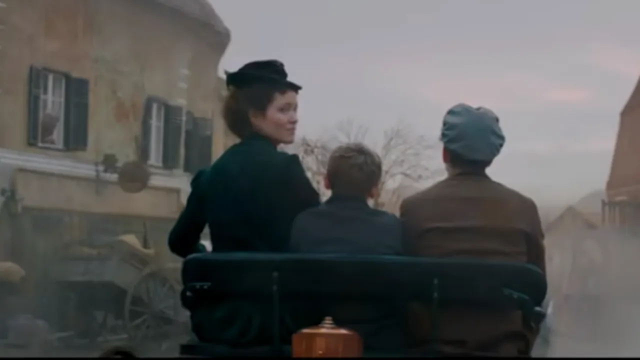 Sibiul, în atenția Mercedes-Benz. Povestea reclamei filmate în România. Călătoria care a depășit prejudecățile de gen, schimbând istoria 